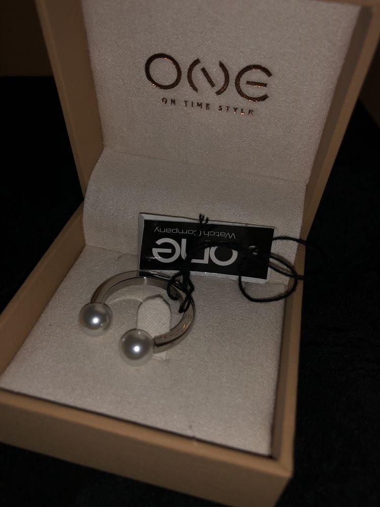 Anel One - NOVO com caixa e etiqueta
