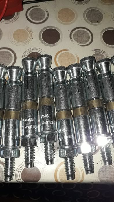 kotwa samopodcinająca do dużych obciążeń