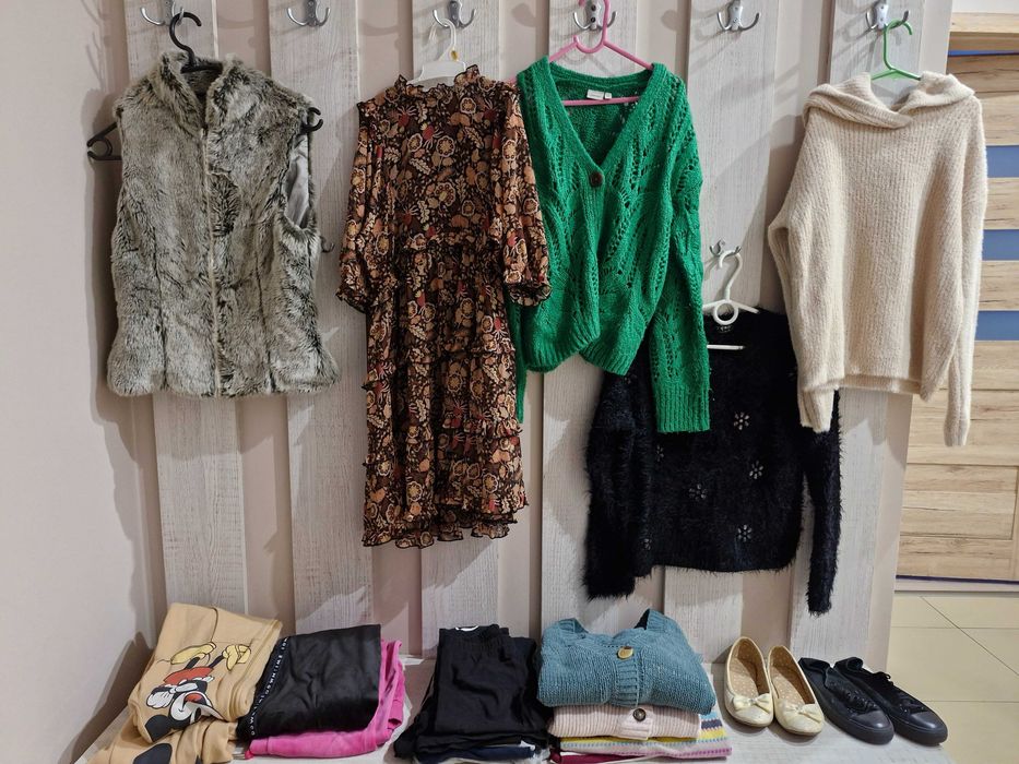 Paka ubranek dla dziewczynki 146/ 152 zima/wiosna