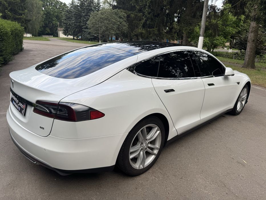 Tesla Model S 85 Kw без дтп