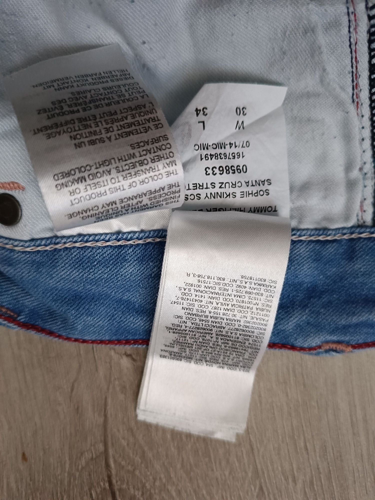 Jeans Tommy Hilfiger rozmiar W 30 L34