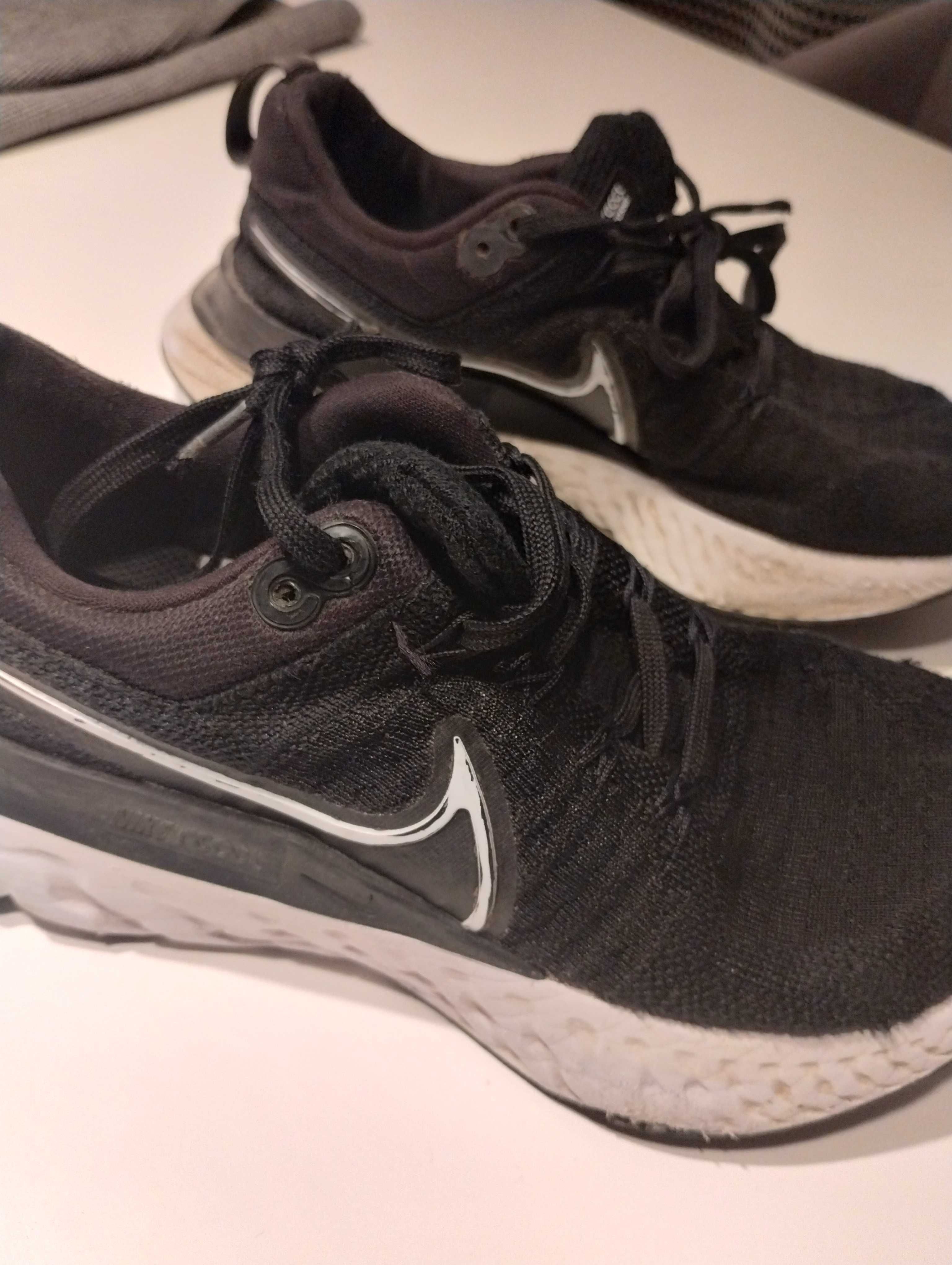 buty Nike 38.5 chłopięce