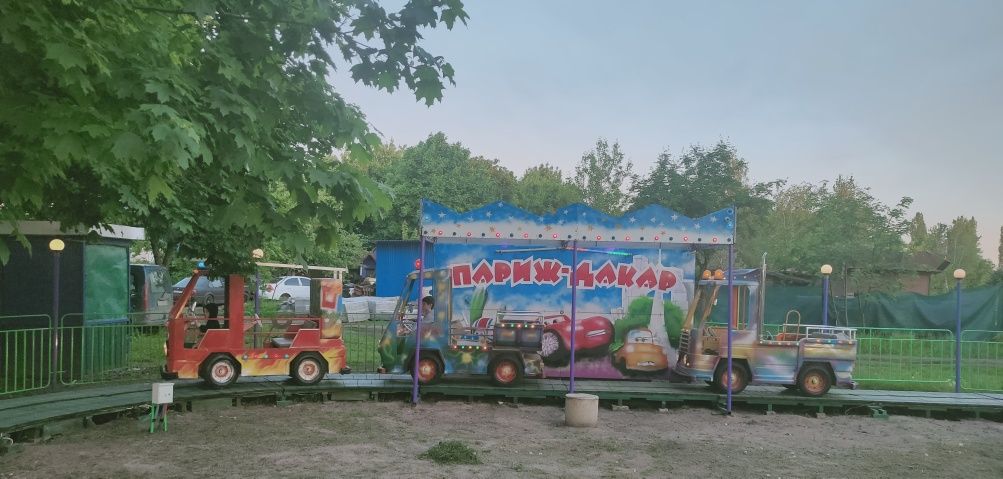 Продам детские аттракционы.