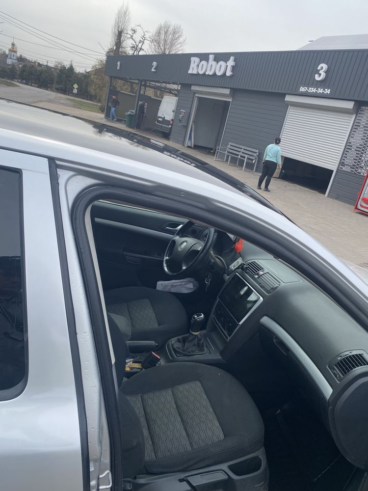 Продам трудягу Шкода а5 1.9tdi