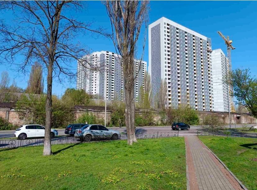 З Ремонтом 53м Навігатор Коноплянська метро 10хв