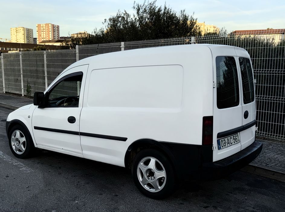 Opel combo impecavel a nivel geral pode trazer seu mecnaico de confian