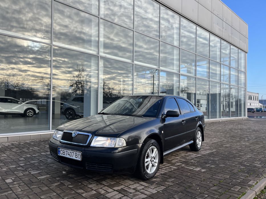 Продам Skoda Octavia 1.6 (газ/бензин).