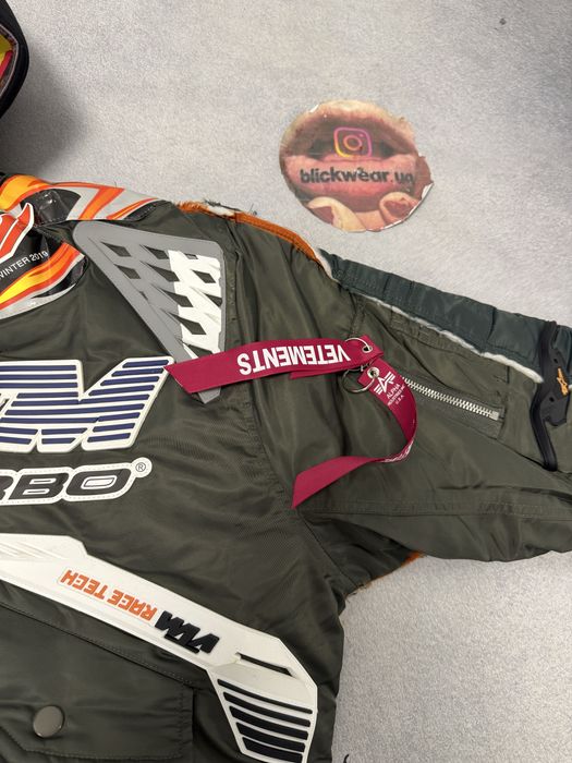 бомбер куртка Vetements x 2019
