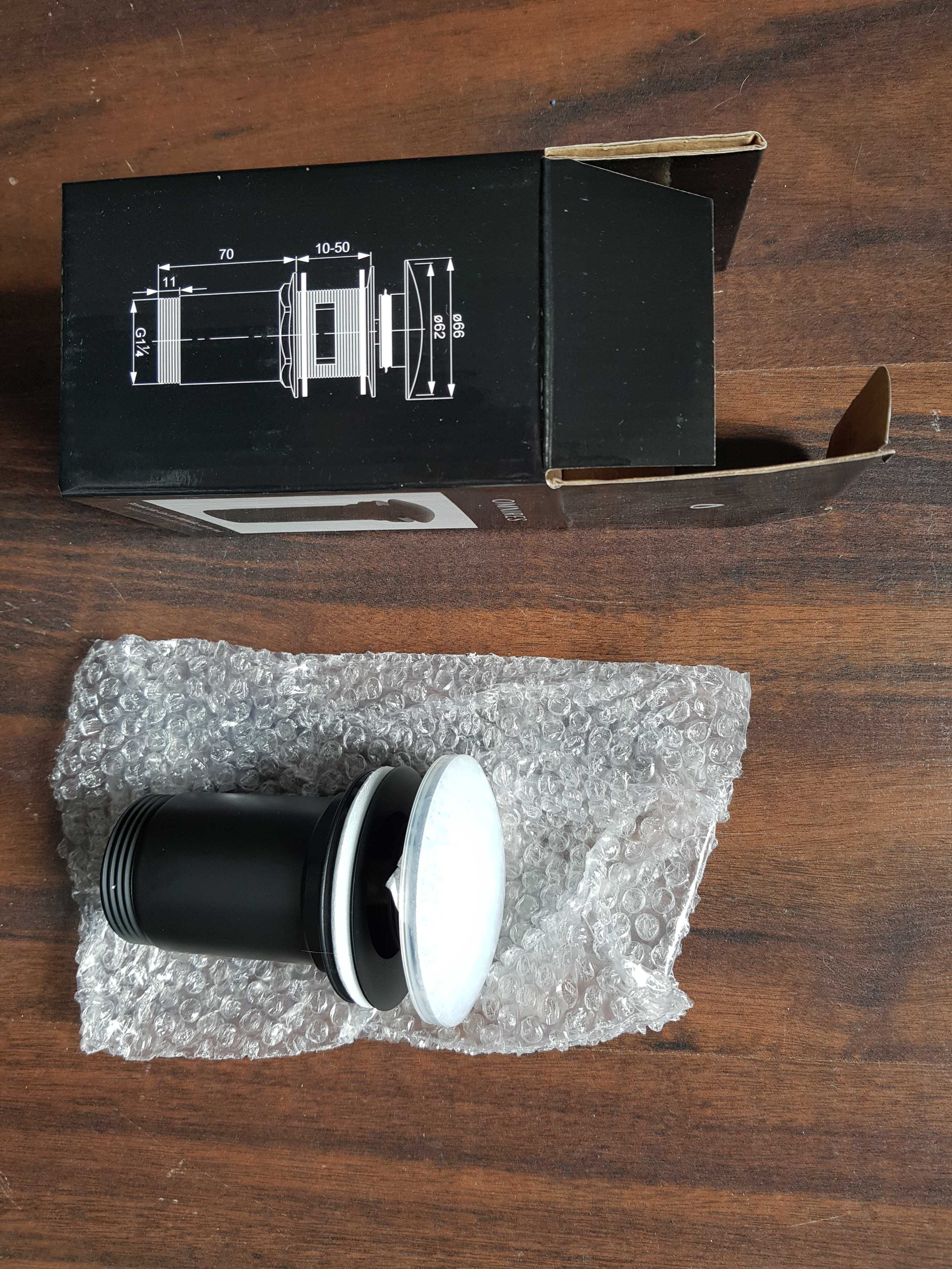 Bateria umywalkowa Omnires Parma 7410bl. Czarny mat.