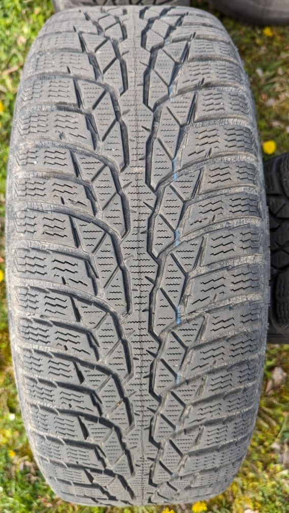 Koła zimowe R16 205/60 Opony Nokian WR D4 Alufelgi DEZENT RE Dark