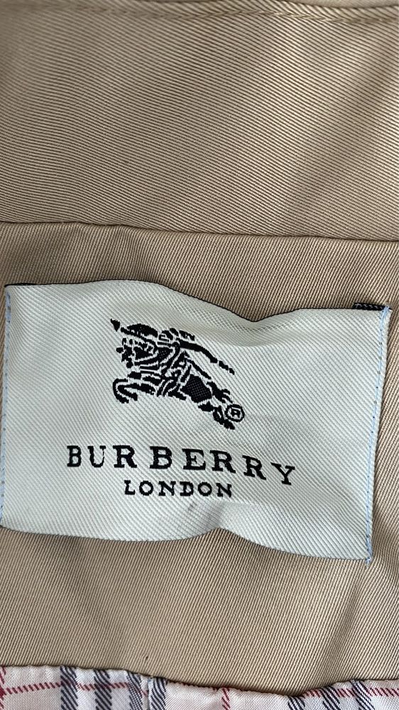 Вінтажний тренч від BURBERRY