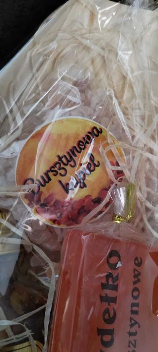 Zestaw: bursztyn na nalewkę, mydełko i sól do kąpieli