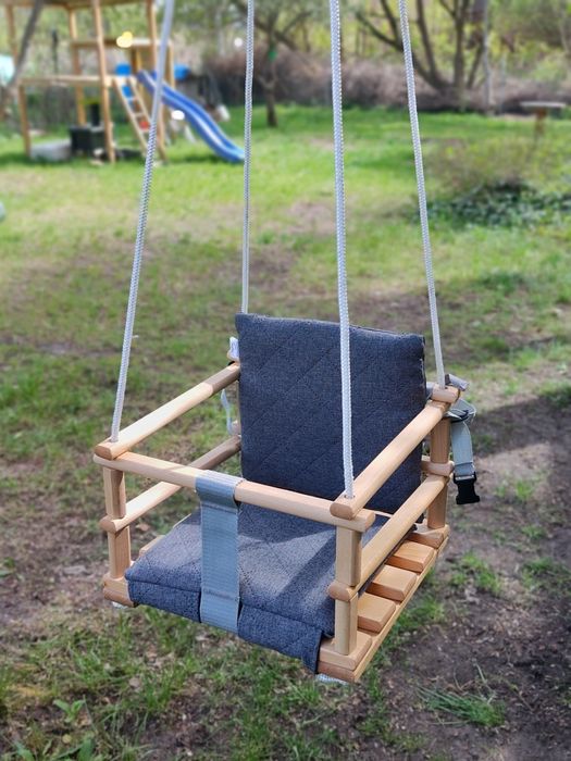 Huśtawka nowa dla malucha