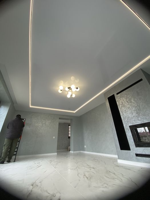 FM Натяжні Стелі