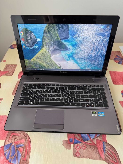 Ноутбук Lenovo Y570