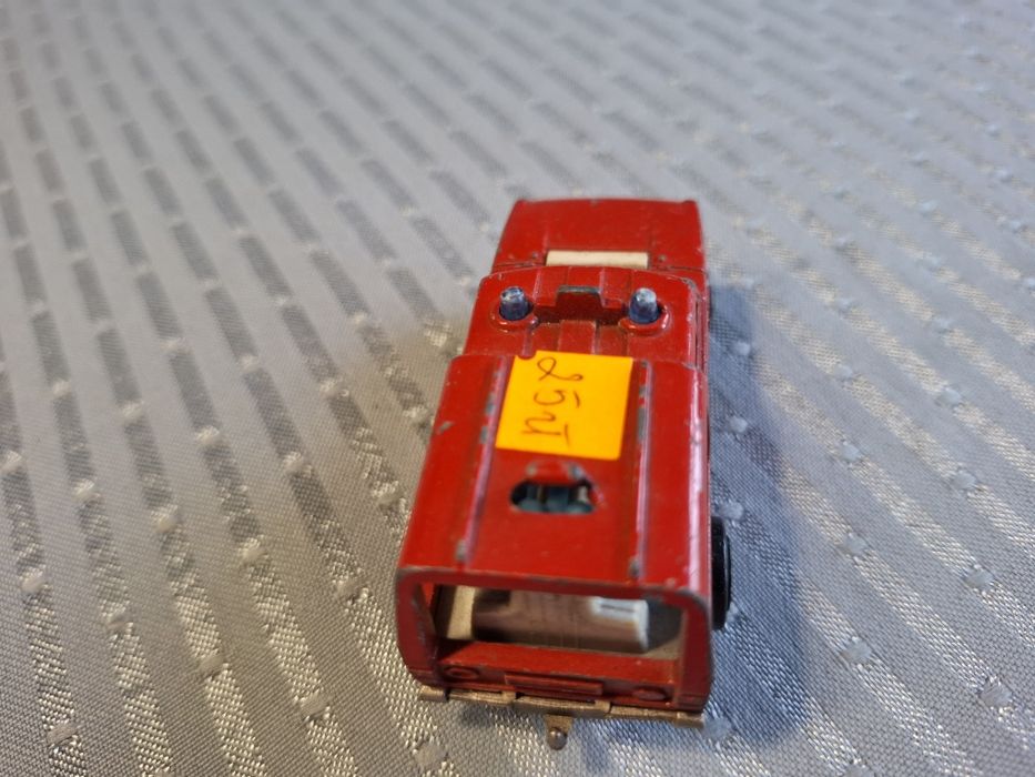 Majorette model samochodu skala 1:64