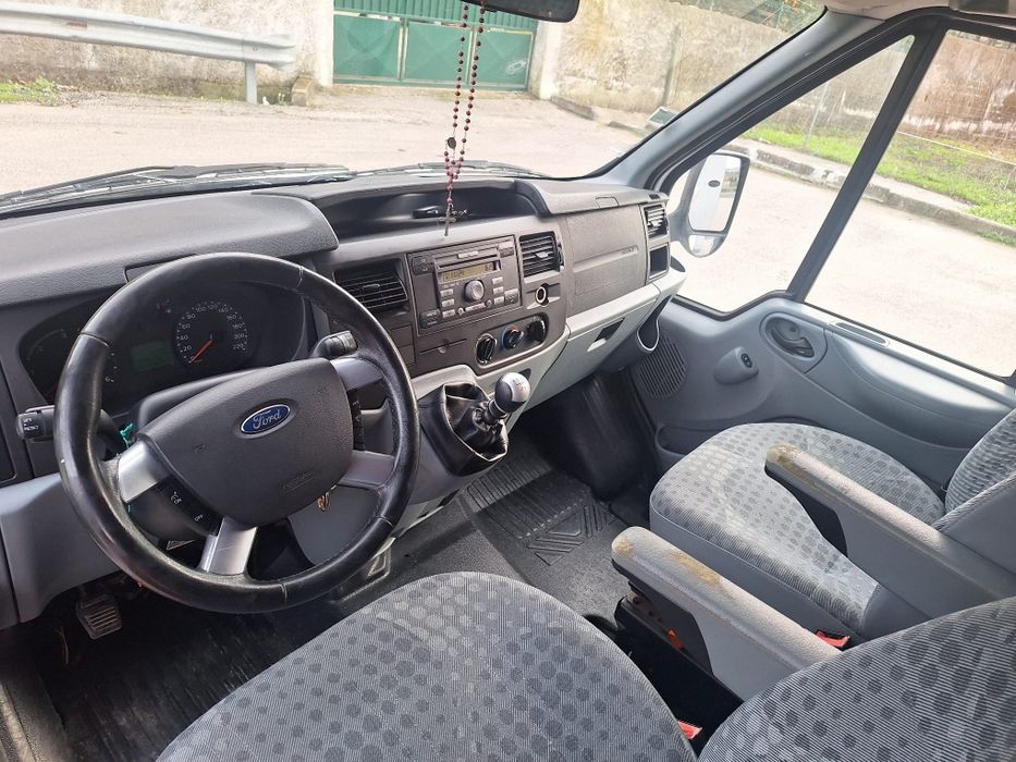 Autocaravana Laika Ford Transit – Pronta para Aventuras!