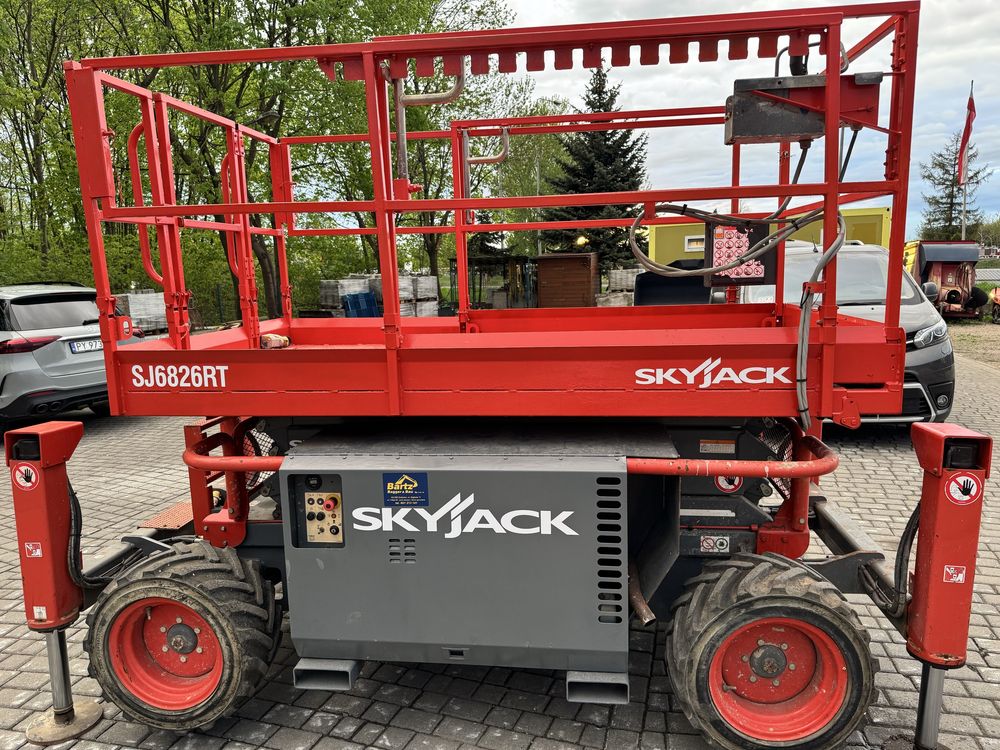Podnośnik Skyjack SJ6826 RT Diesel rok 2018. JGL, z UDT !
