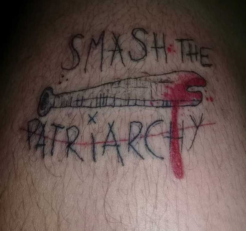 Tatuagem Simples e Top