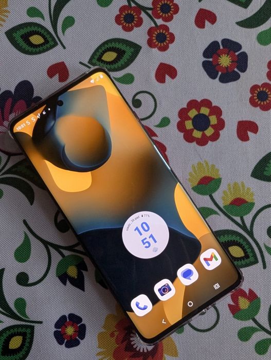 Motorola Edge 40 Viva Magenta