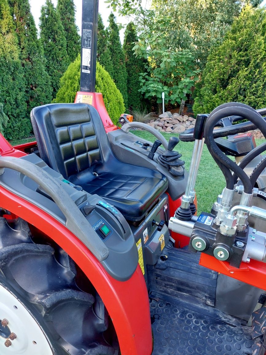 Traktorek Yanmar Af 17KM 4x4 wspomaganie revers tylko 769mth Oryginał