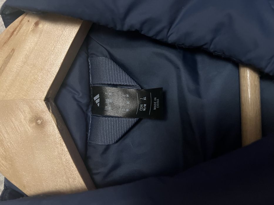 Адидас пуховик оригинал