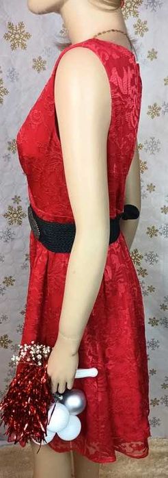 Czerwona sukienka koronkowa Orsay, rozkloszowana, r. 38