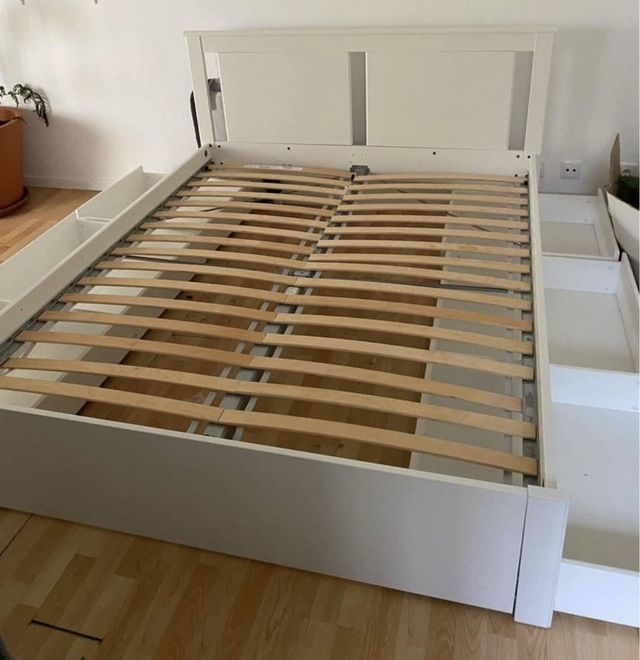 Cama de casal com colchao 140*200 - entrego
