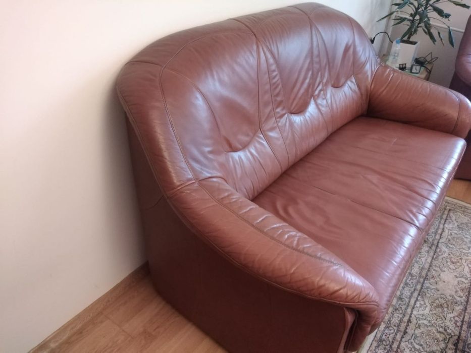 Skórzana sofa z 2 fotelami Retro.