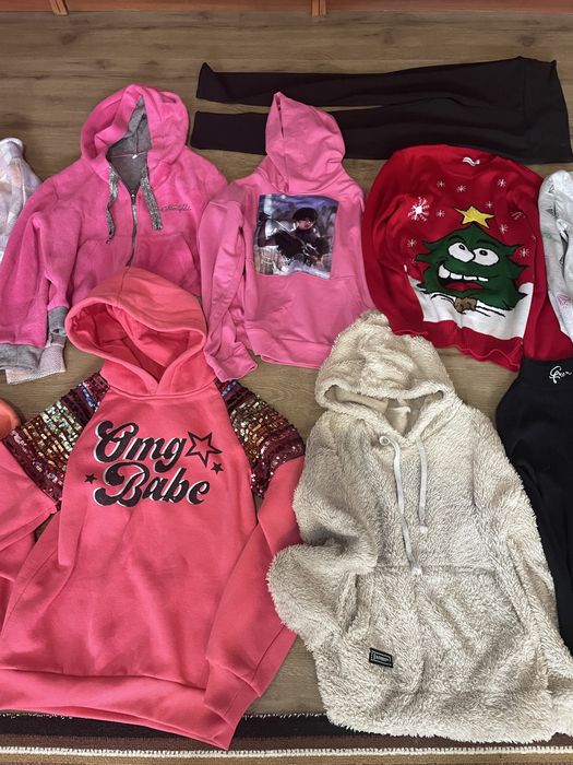 Пакет речей на дівчинку