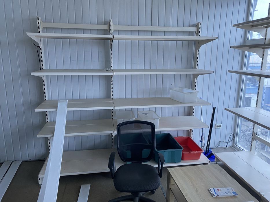 стеллажи металлические витрина