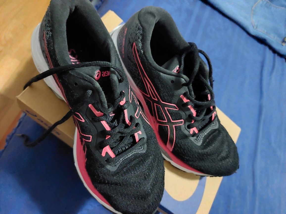 Sapatilhas ASICS