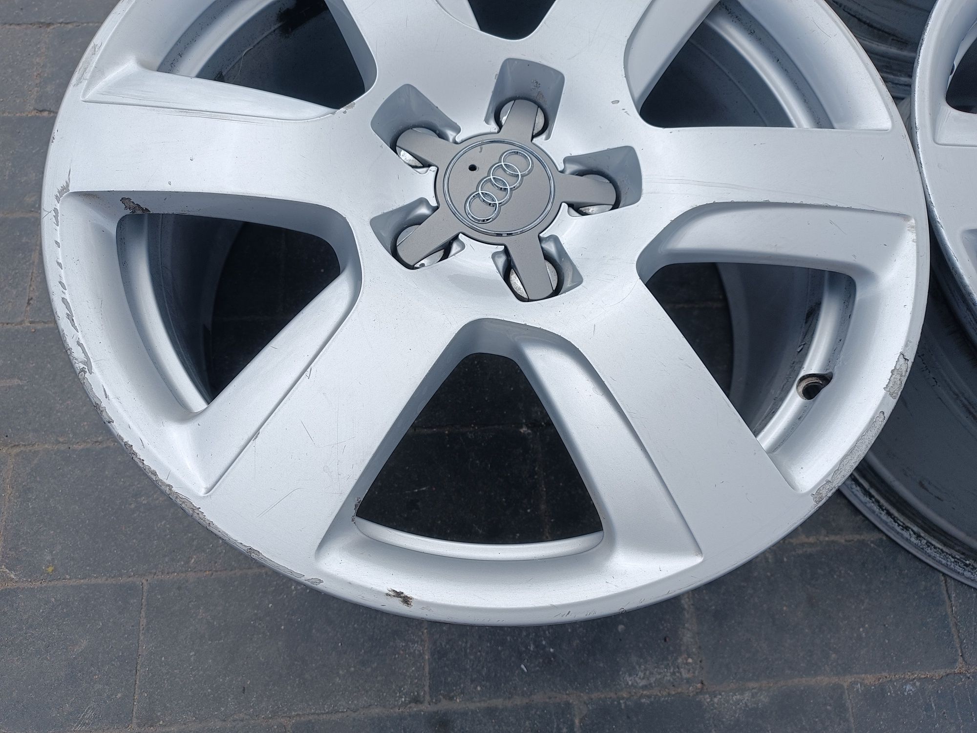 Felgi Alu Audi A6 C7  A4 B8  5x112 ET39 8J17