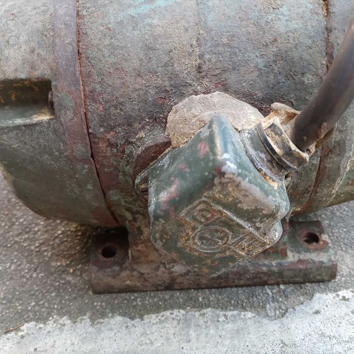 Sprzedam silnik elektryczny
