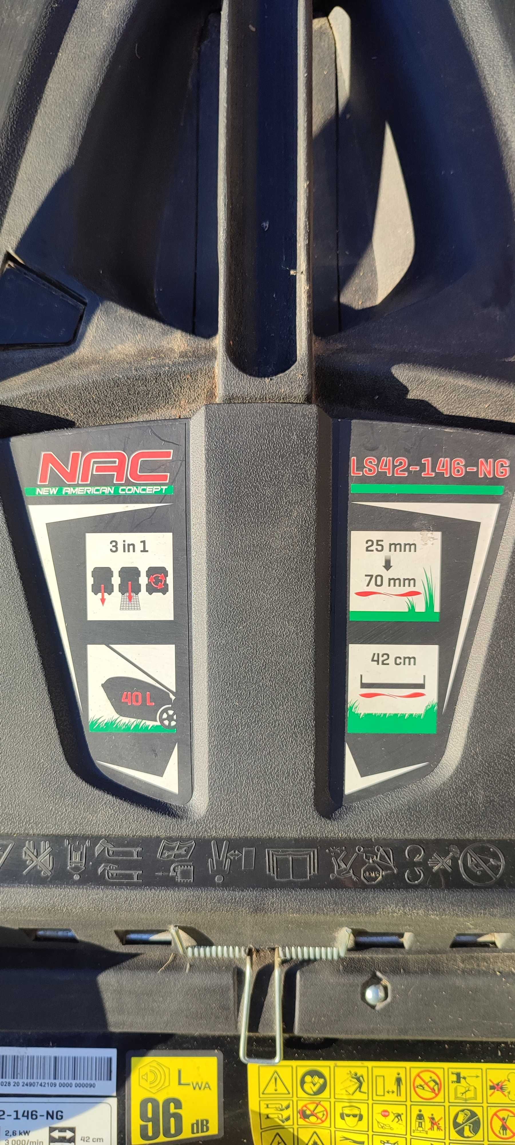 Kosiarka spalinowa NAC LS42-146-NG z napędem