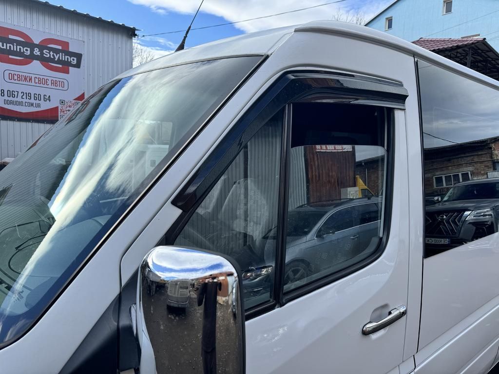 Mercedes Sprinter 1995-2006 років. Вітровики (2 шт., Sunplex Sport)
