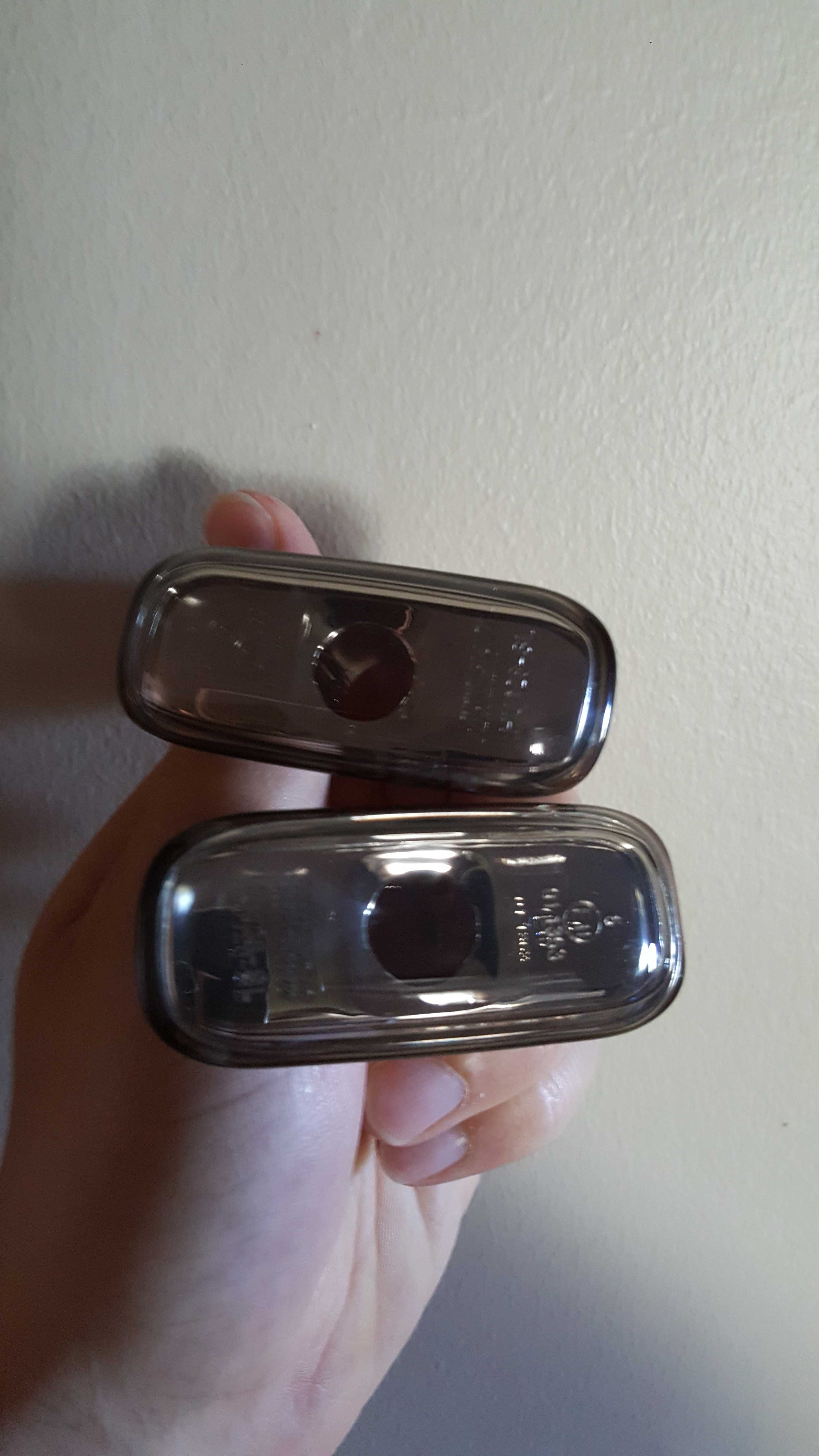 Piscas laterais Audi A3, A4 (Novos)