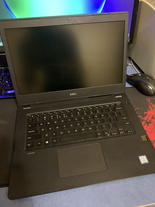 Dell Latitude 3480 14" Full HD / i5-7200U / 0GB RAM / 0GB SSD.