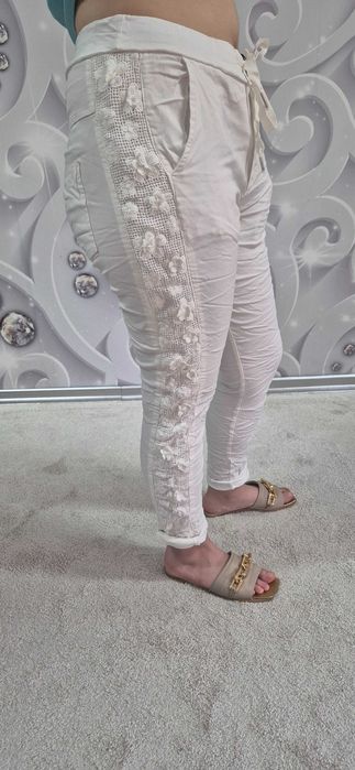 Włoskie spodnie gnieciuchy, gumy, nowość M, L, XL, 2XL, beżowe, białe