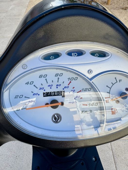 Linda scooter SYM Fiddle 2 125S 2012 com 27mil kms reais!