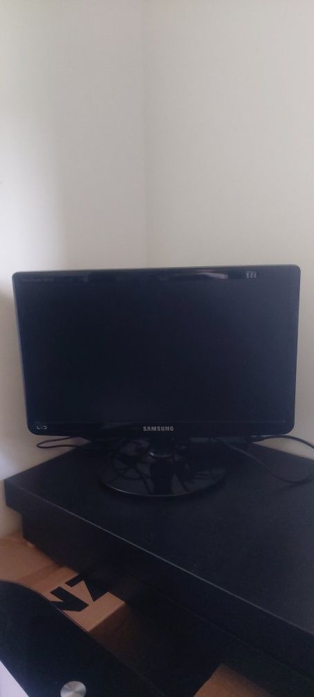 Monitor Samsung LED