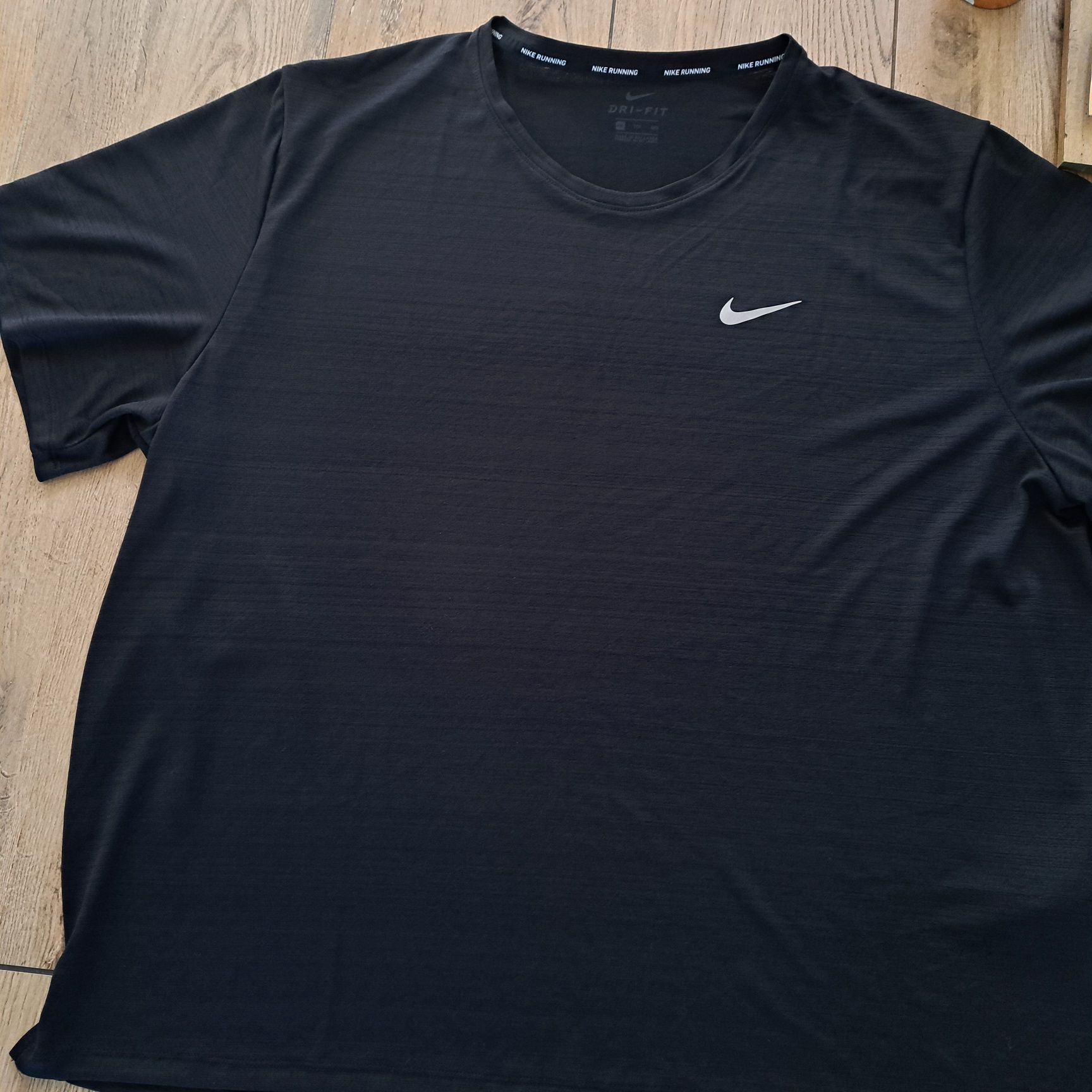 Koszulka t-shirt funkcyjna Nike