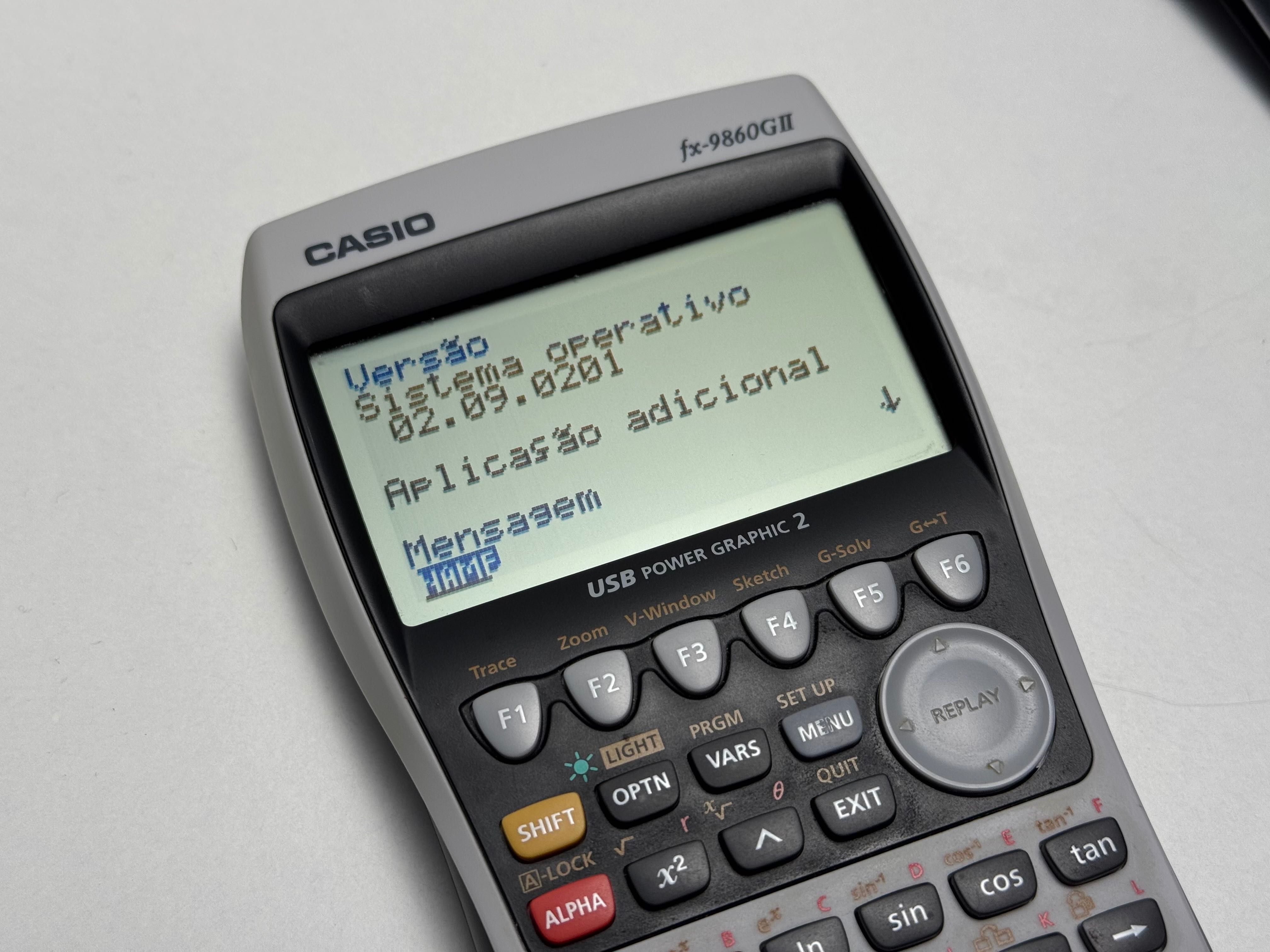 Calculadora científica programável Casio fx-9860GII