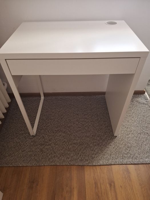 Biurko i komoda Micke Ikea