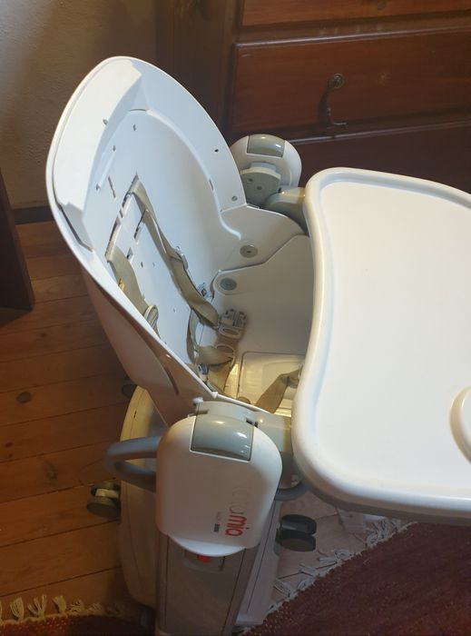 Cadeira de comer e baloiço