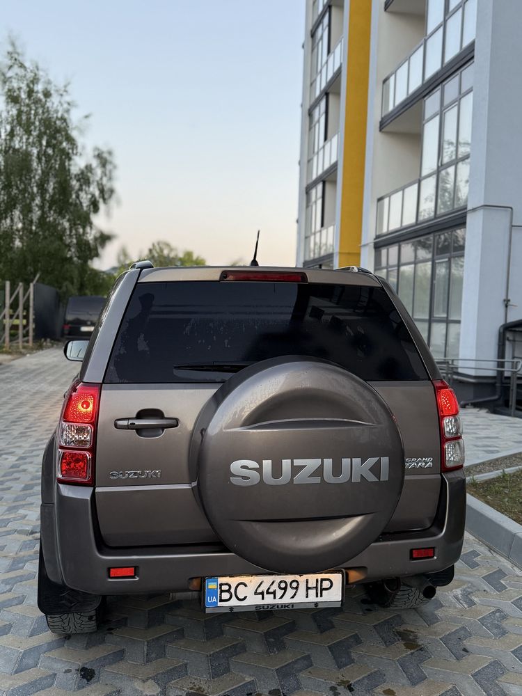 Продається автомобіль Suzuki Grand Vitara 2013 р