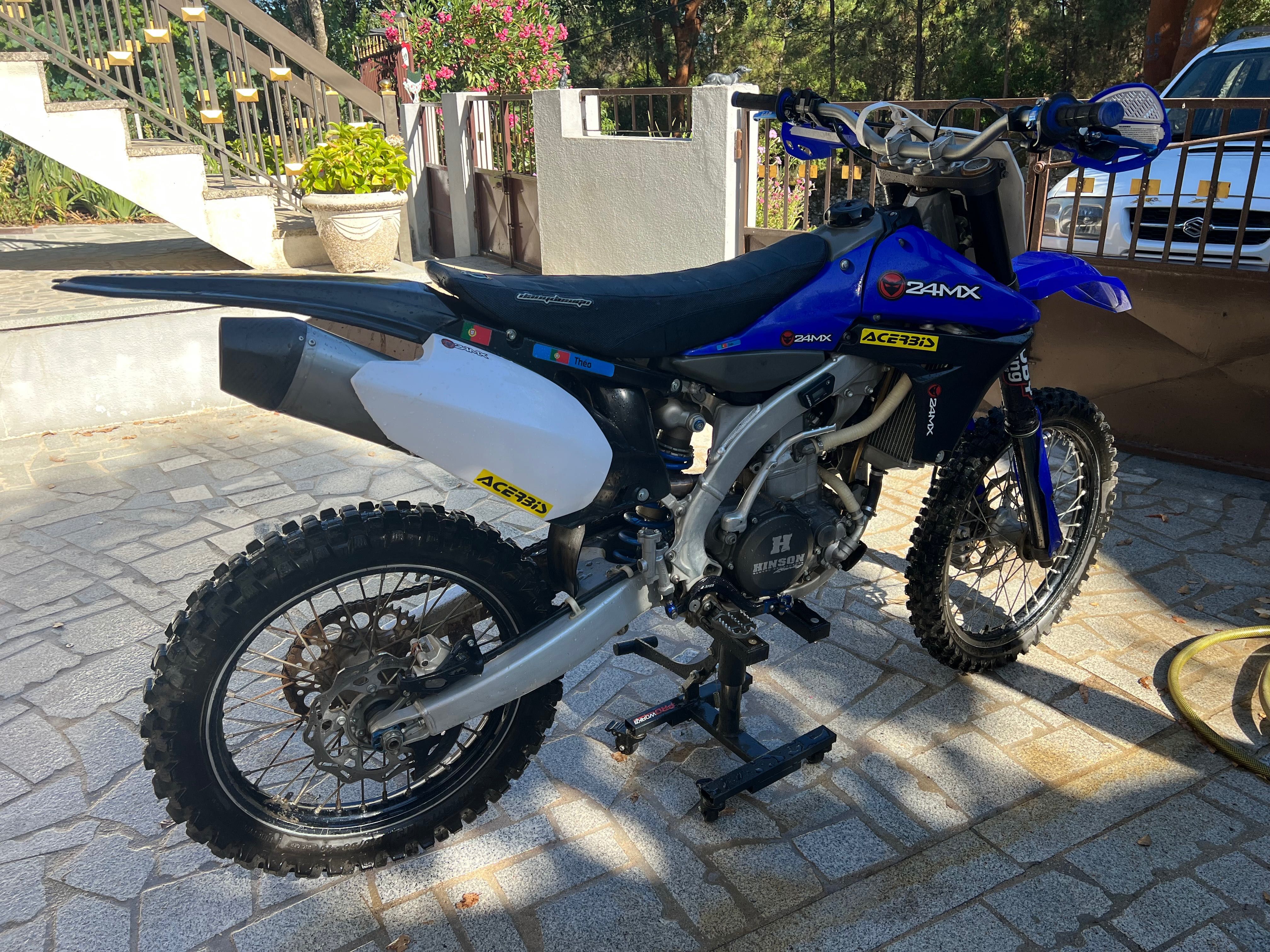YAMAHA YZF 450 anos 2012
