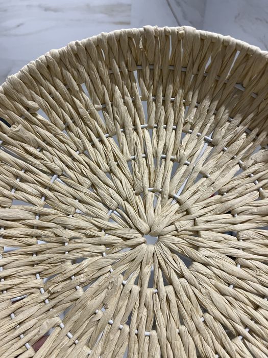 Prato decorativo em bege com 30cm diâmetro novo KASA