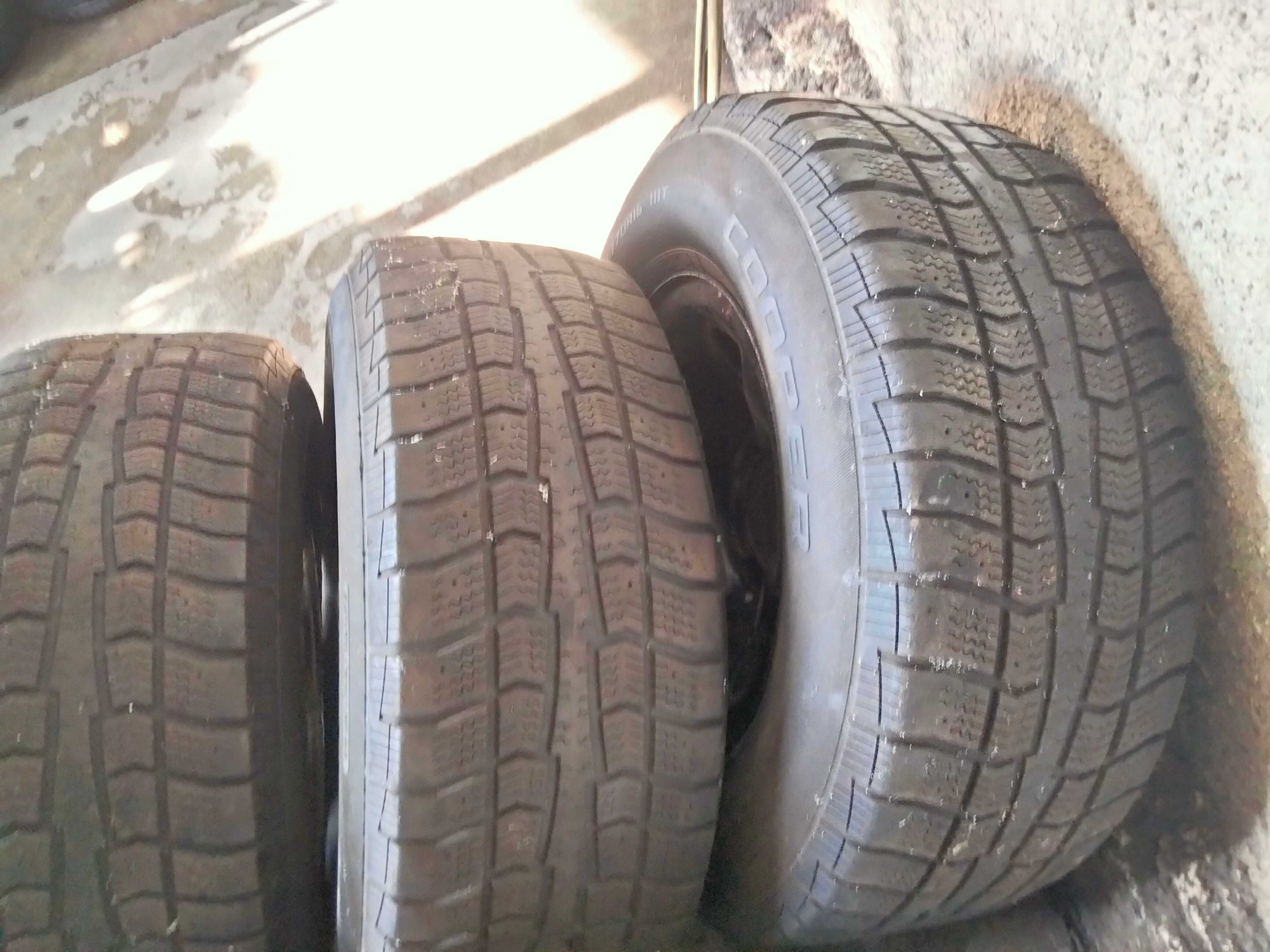 Jantes e pneus Nissan Patrol