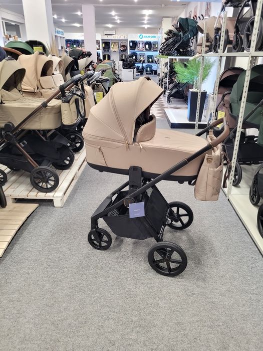 Zestaw 4w1 Venicci Claro Almond + Cybex Cloud T i baza obrotowa